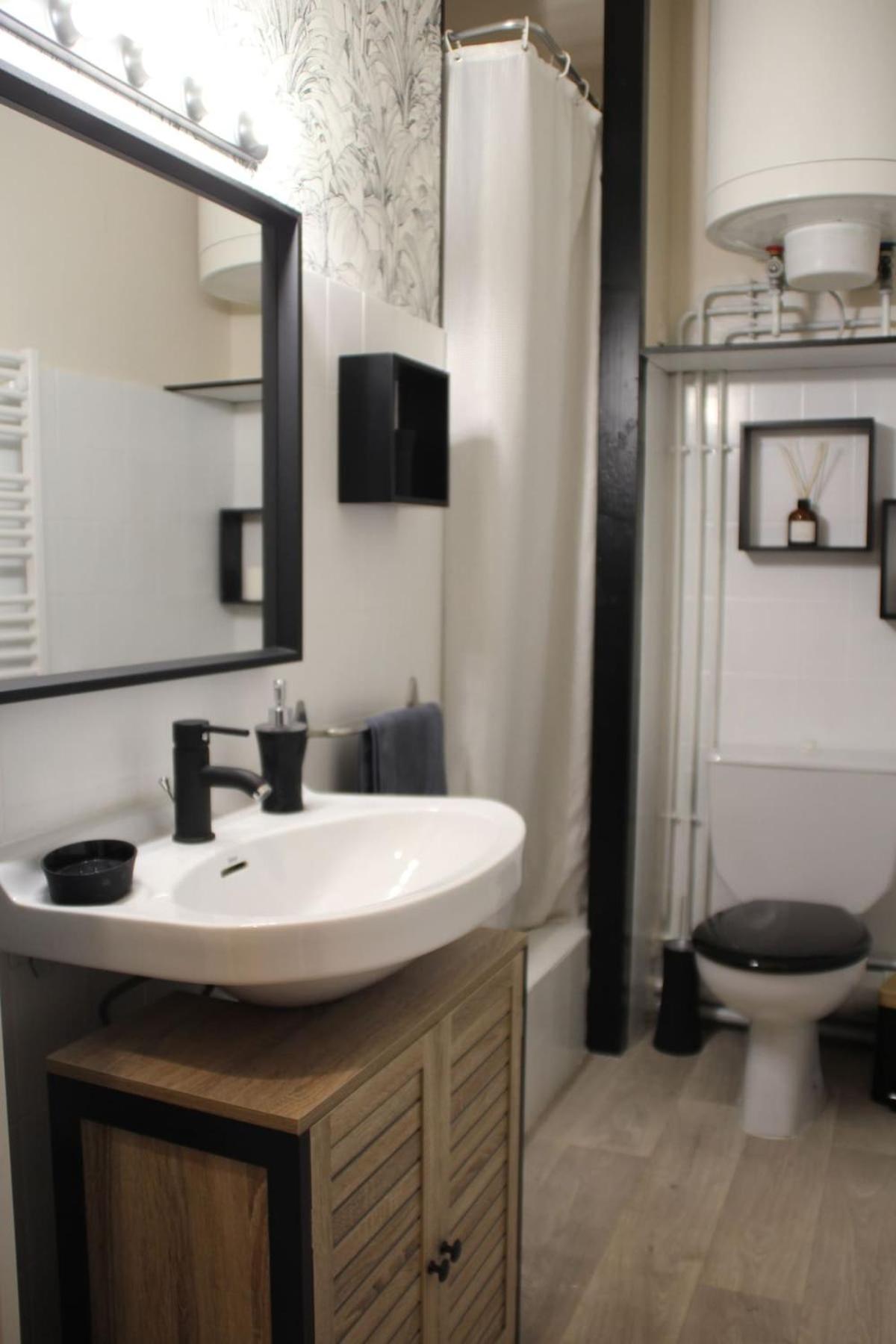 Pyrene Holidays- Residence Le Grand Hotel - Studio Lumineux A 2 Pas Des Thermes De Capvern Les Bains 외부 사진